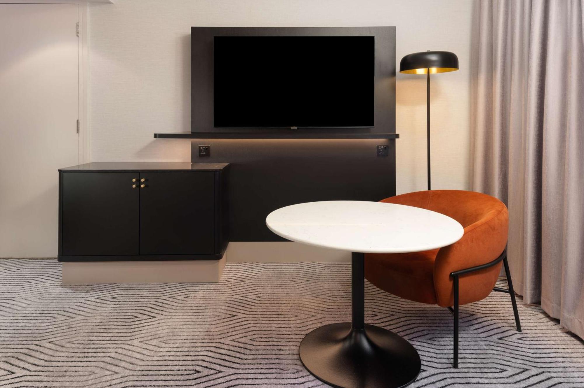 Hotel Hilton Olympia 4*