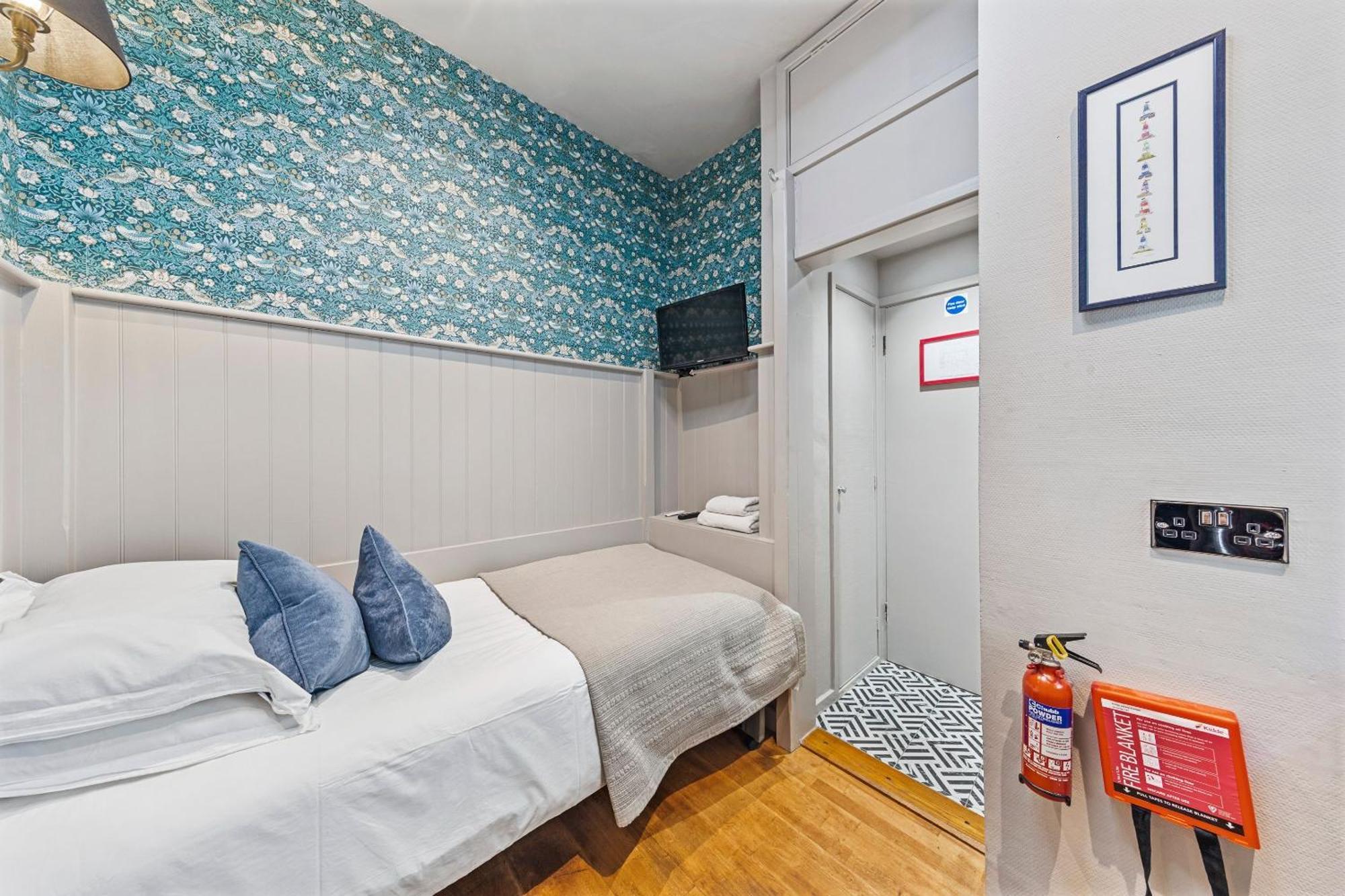 Hotel Vancouver And