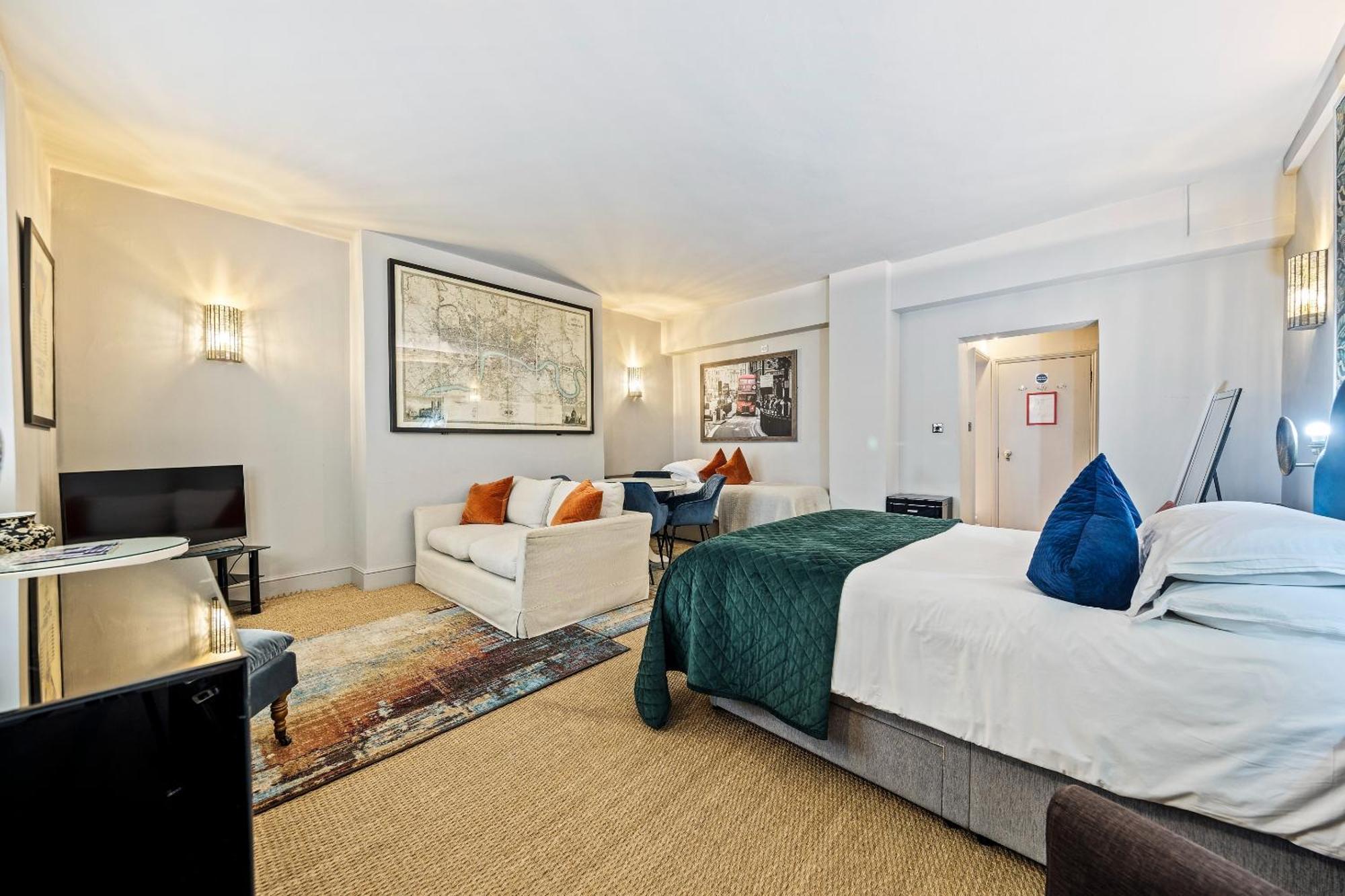 Hotel Vancouver And 3*
