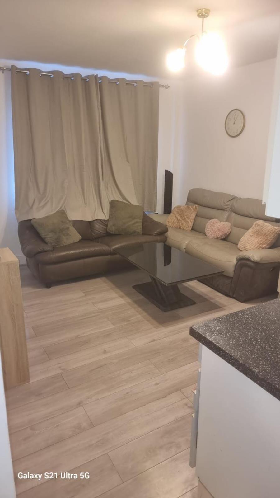 Apartment R J 2 Bedroom London