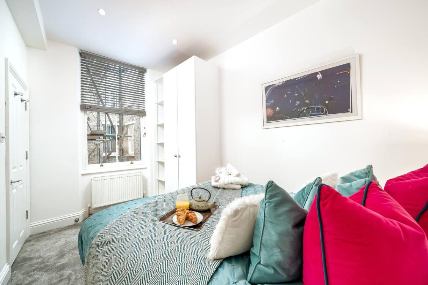 Niru Experience Elegant In Kensington Appartement