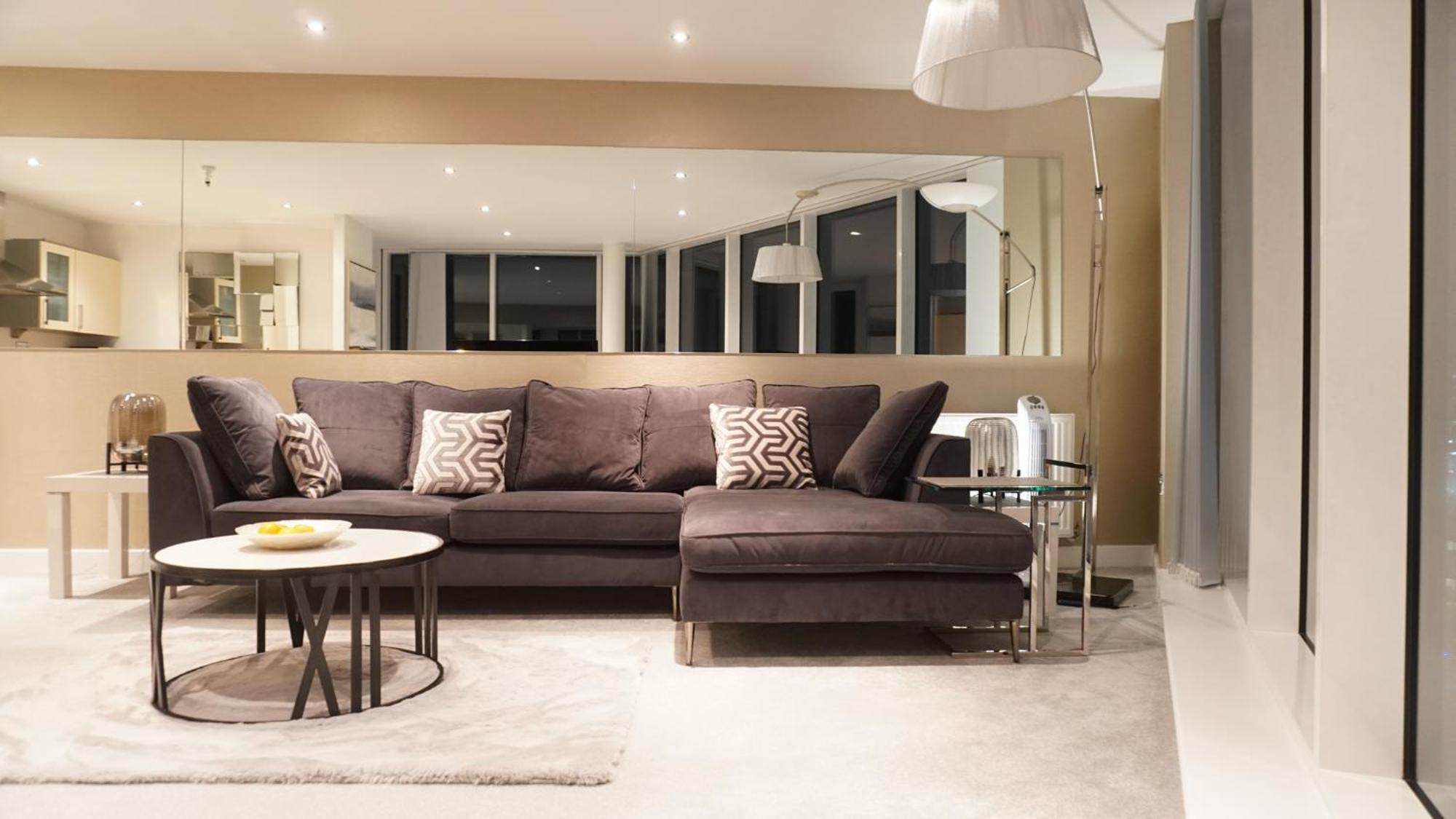 Apartment 32 Ross Apartment, Canary Wharf Area