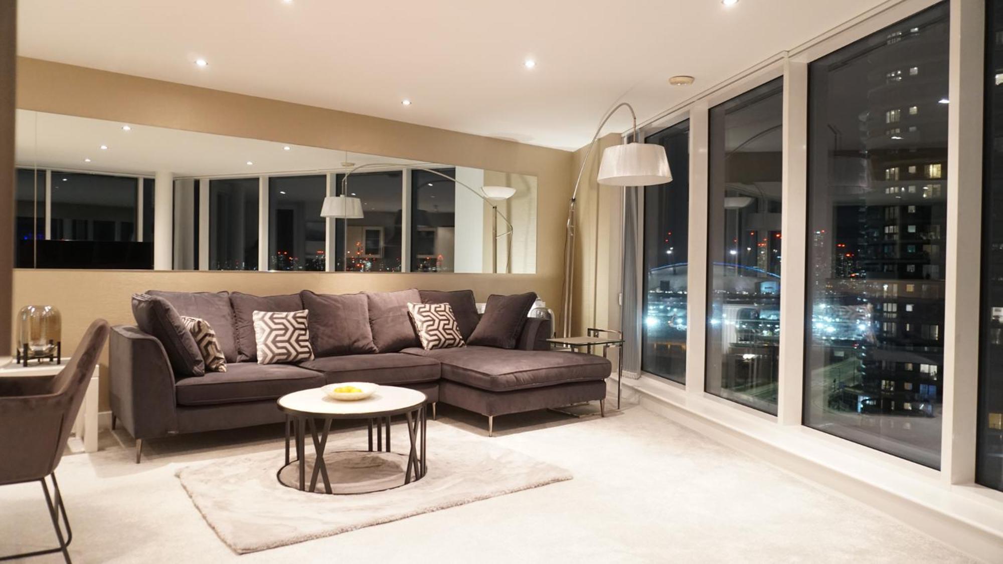 32 Ross Apartment, Canary Wharf Area Apartment London