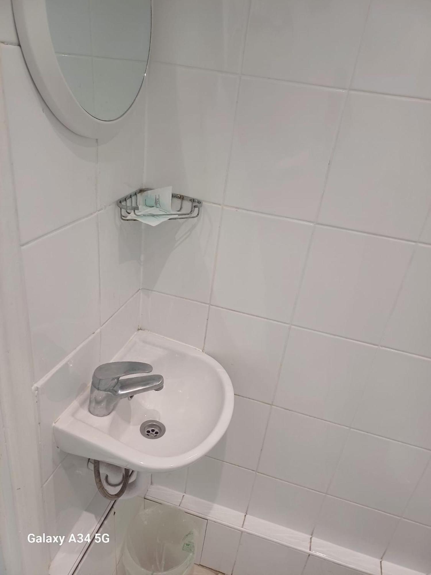 Hotel Warwick Road London