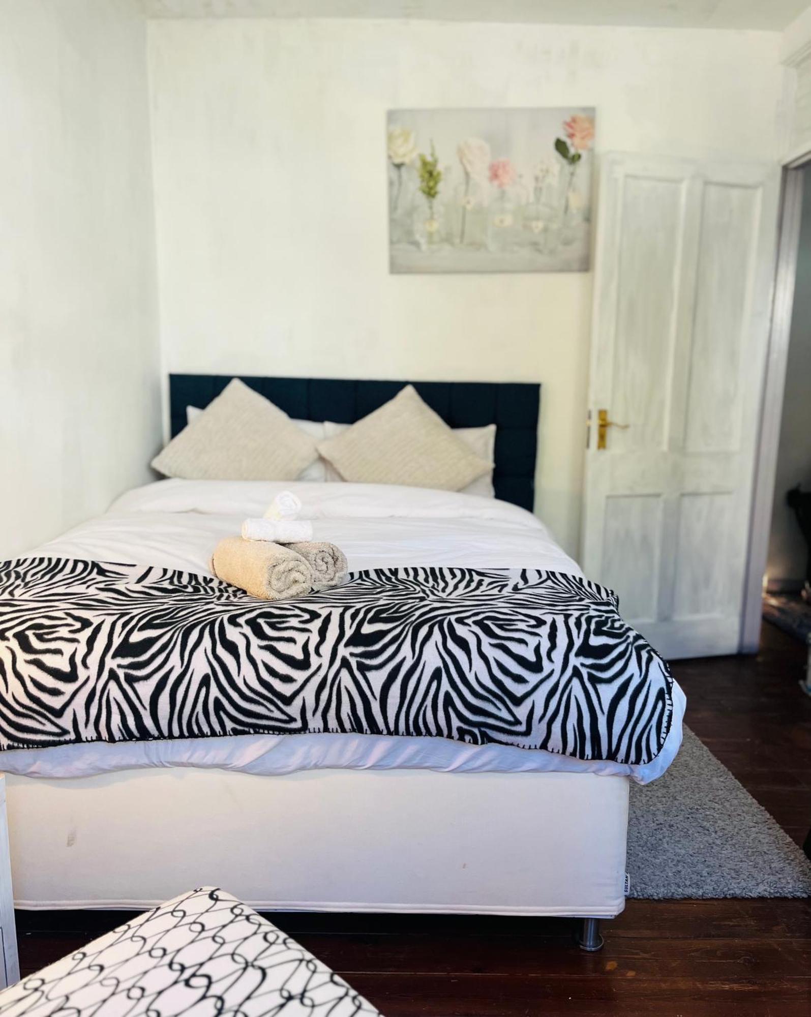 Heartwarming And Vibrant Private In Unit Appartement Londen