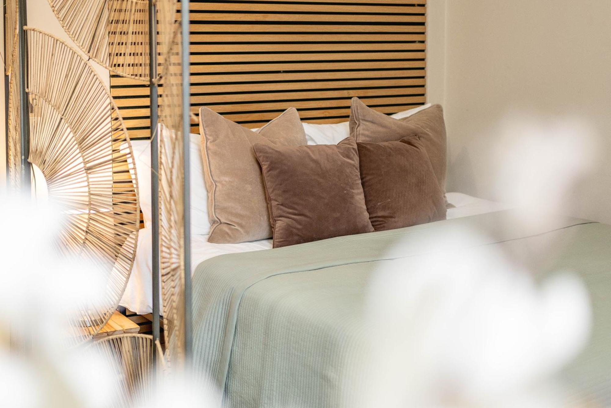 Flat In South Kensington-unique-stylish Apartment