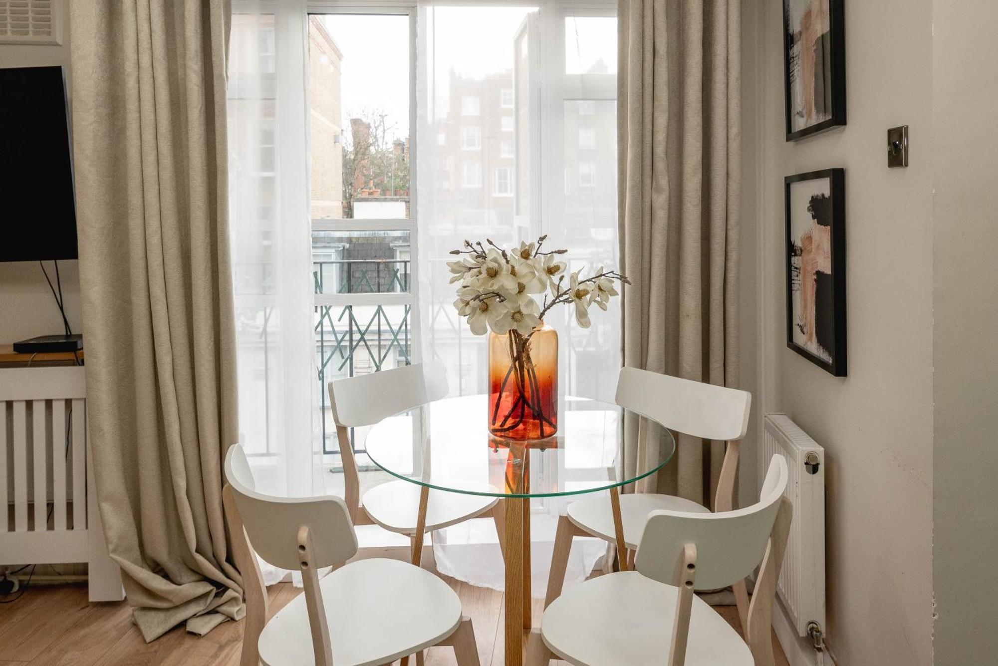 Apartment Flat In South Kensington-unique-stylish *