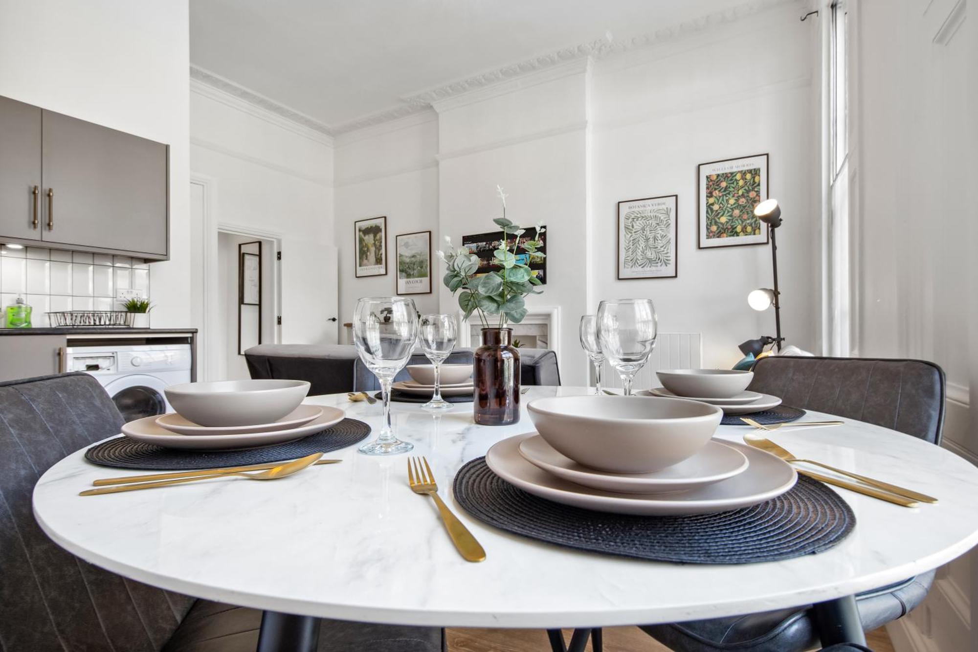 Paddington Heights - Luxury Living - Hyde Park & Westminster Apartment