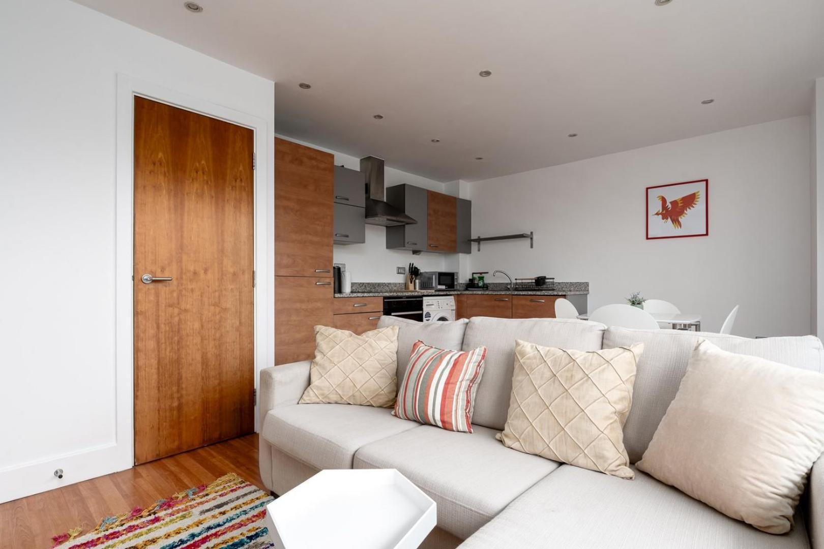 Apartment Guestready - Modern With Balcony No Wifi