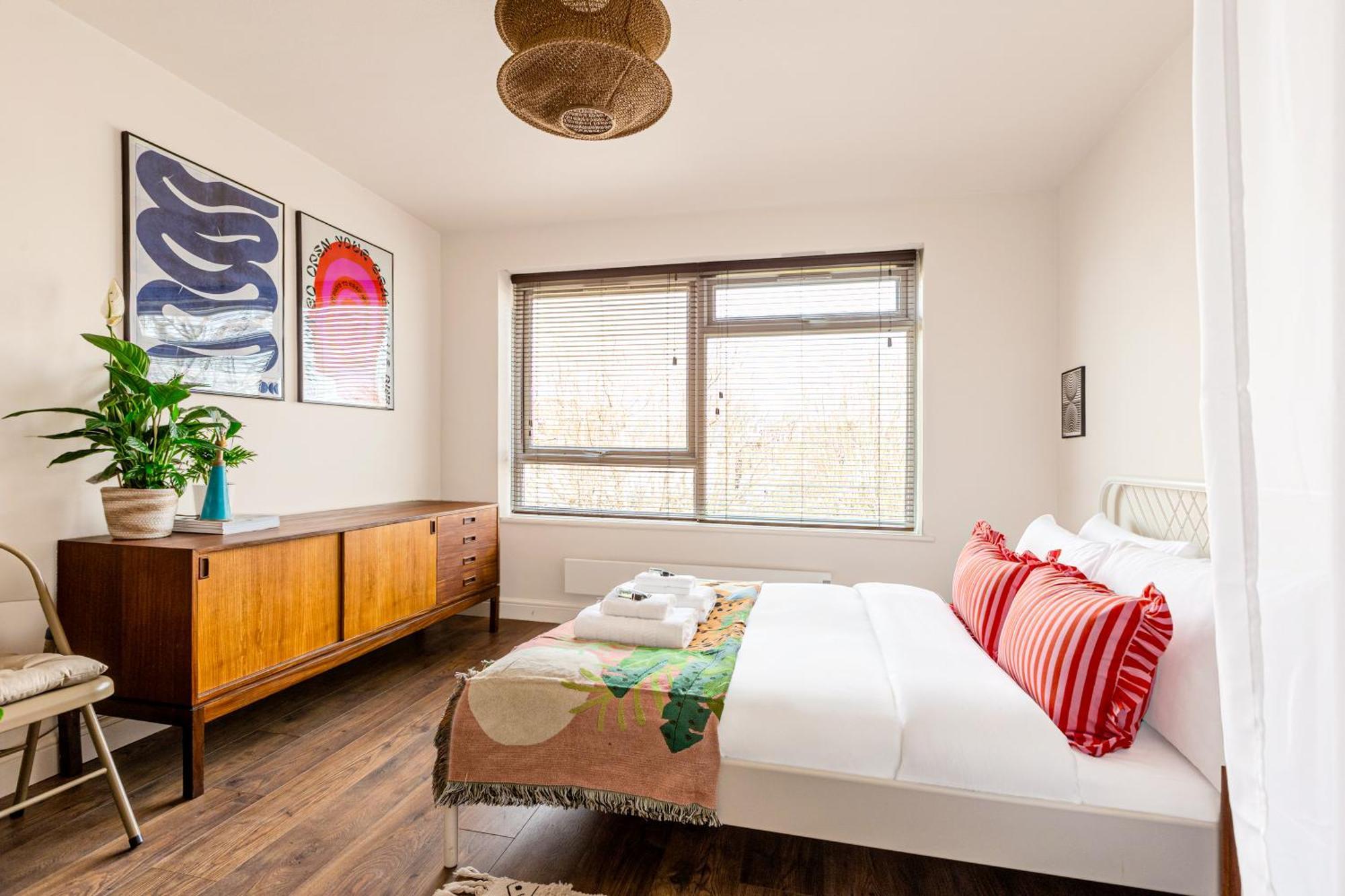 Dreamy Leytonstone 5 Min To Tube Apartment *