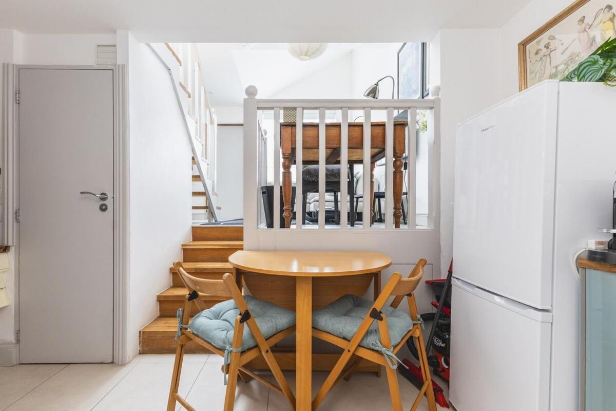 Chic & Trendy 1-bed In Wimbledon Londen
