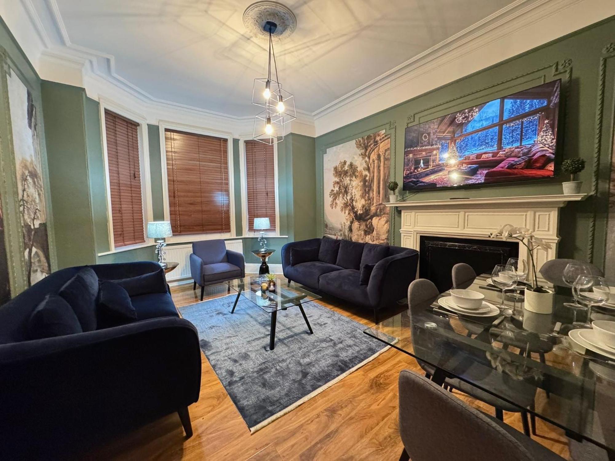 Beautiful Family Marble Arch Apartment *