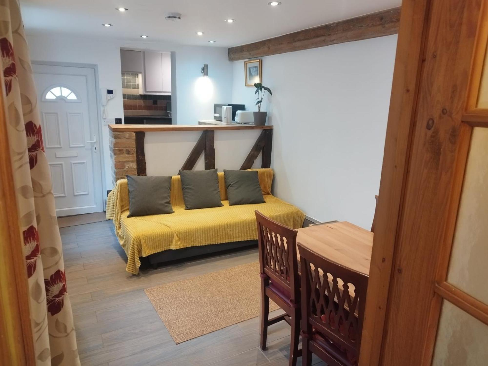 No 5 * London
