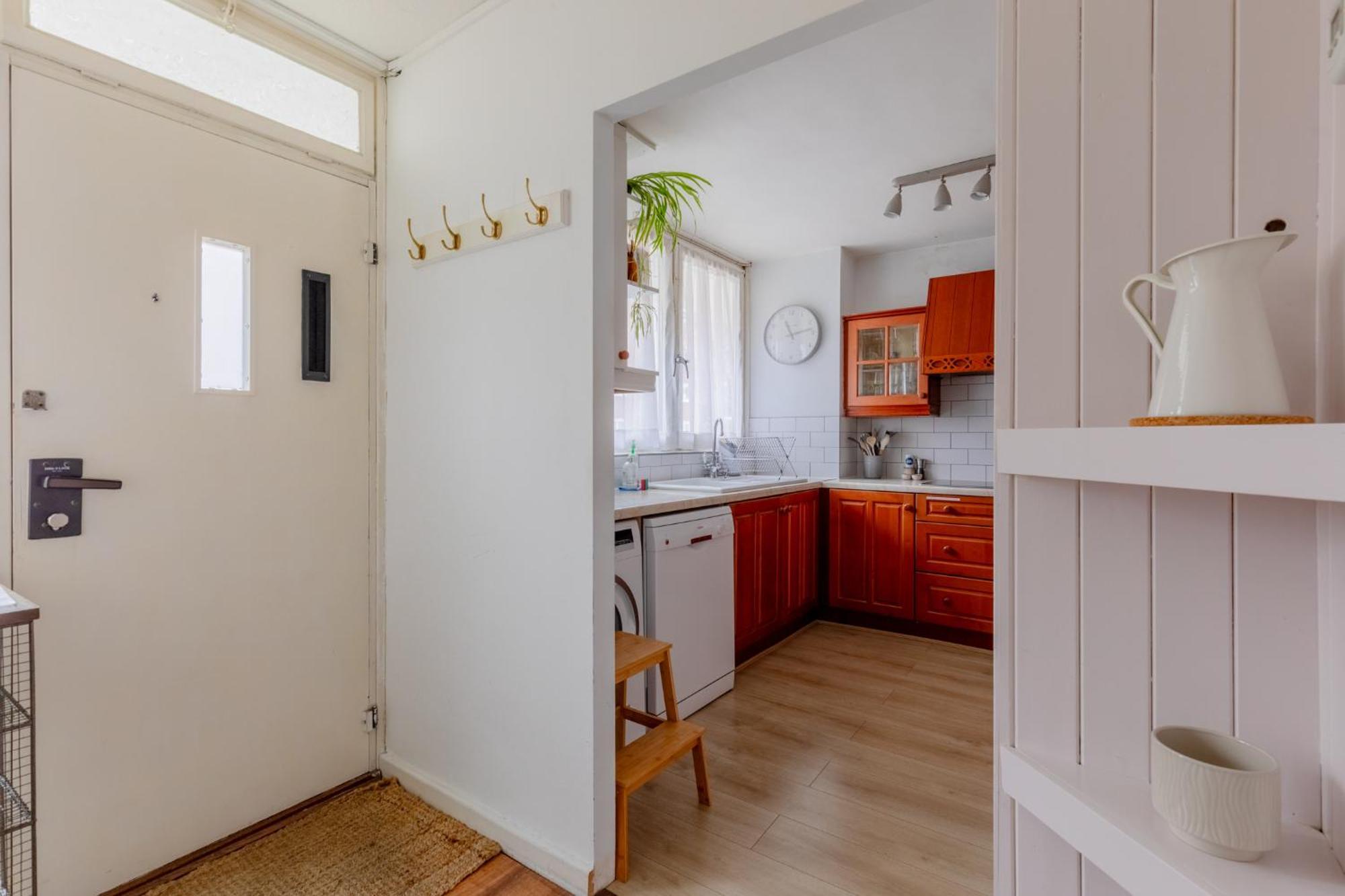 Stylish 2bd With Private Garden Nine Elms Appartement