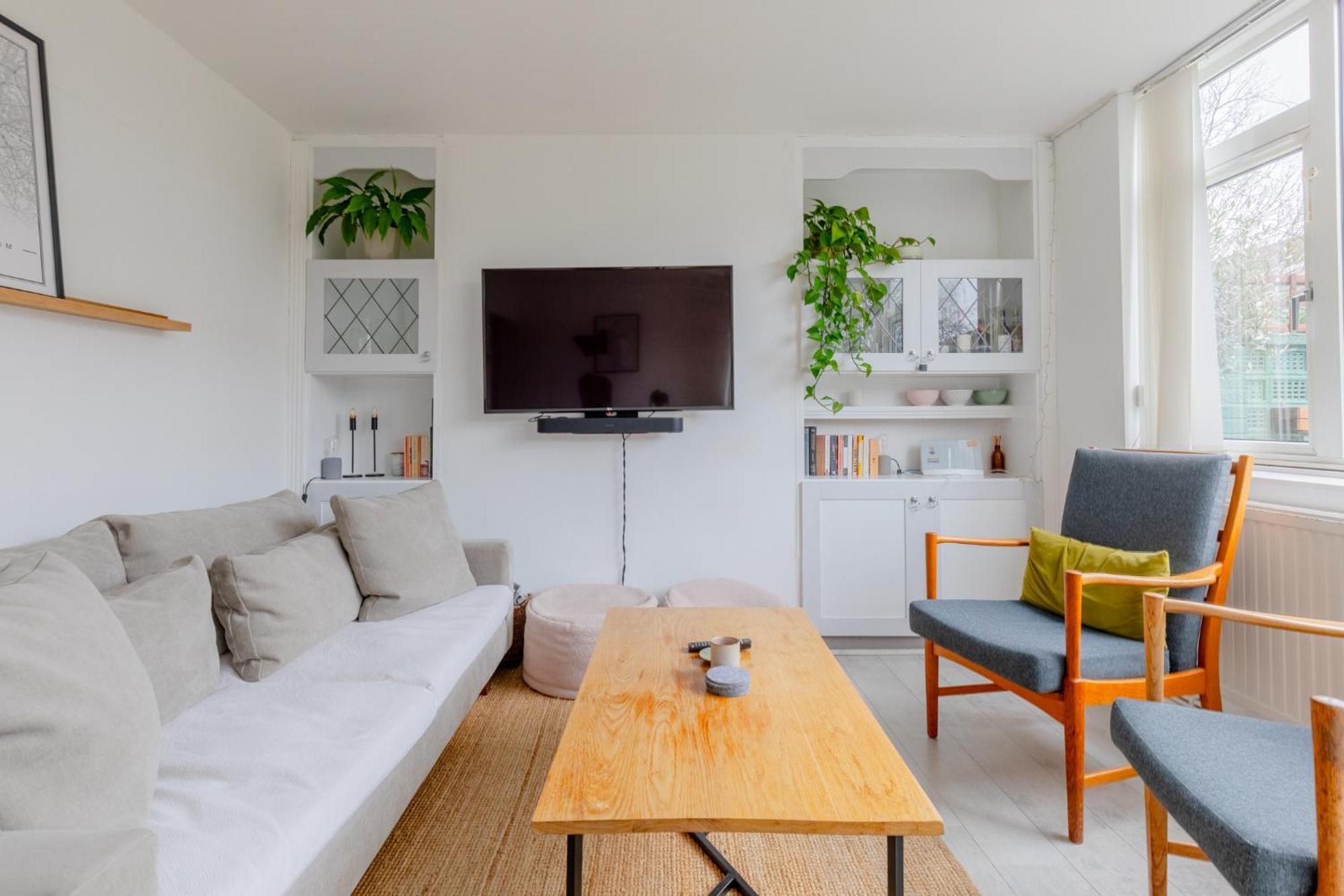 Stylish 2bd With Private Garden Nine Elms * Londen