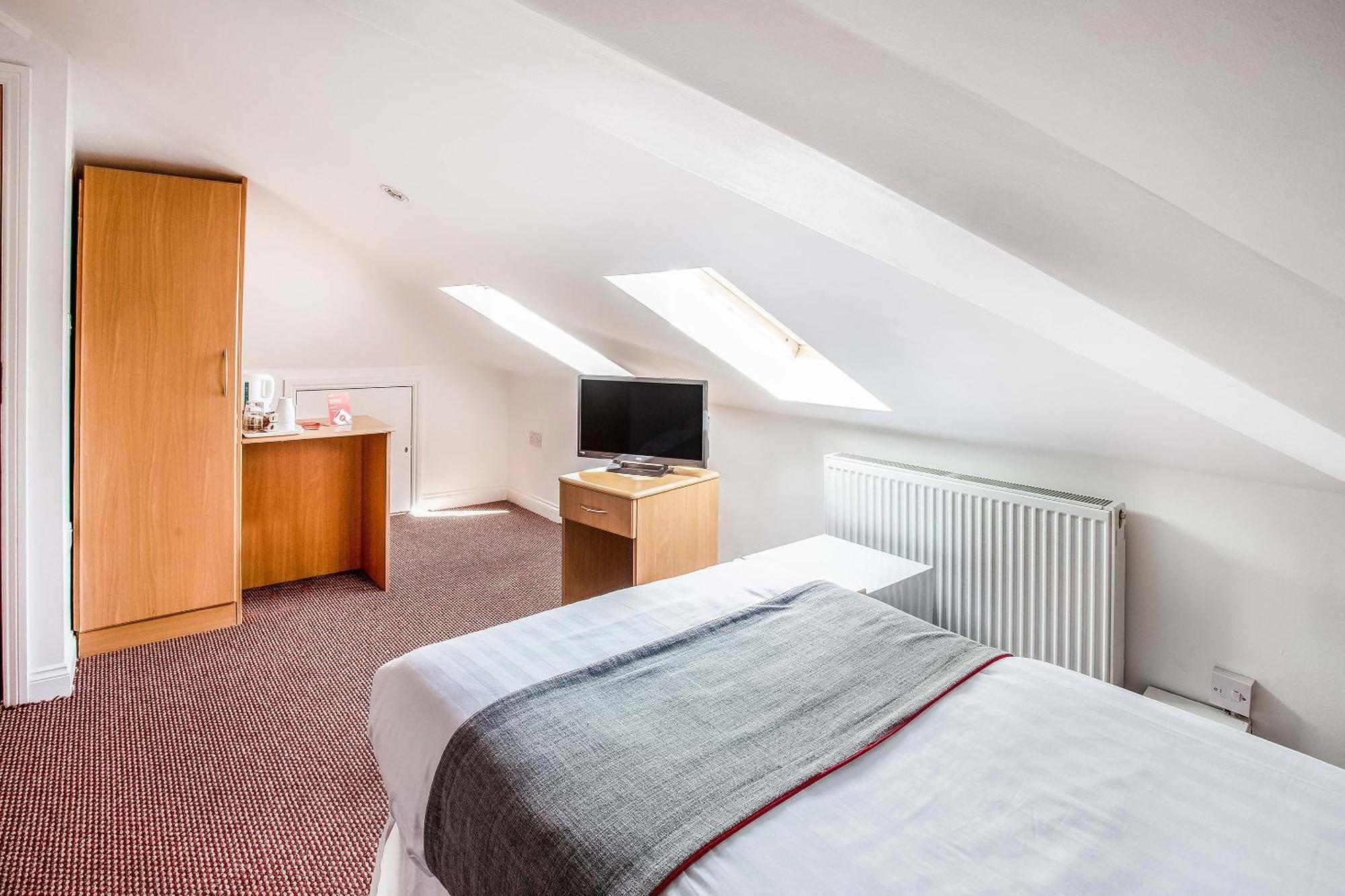 Hotel Oyo 3*