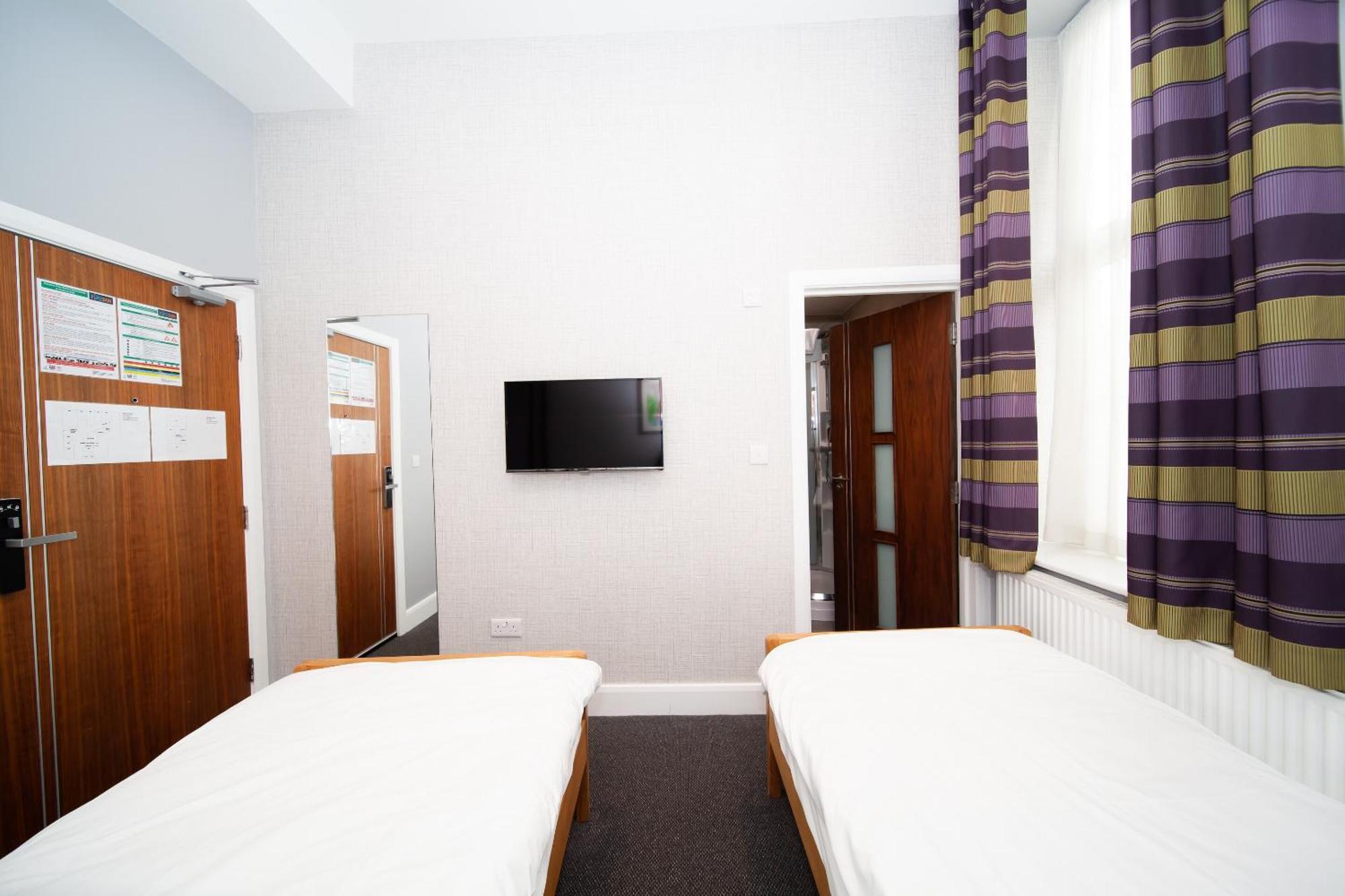 Hotel Oyo The Arch, Wembly Stadium 3*