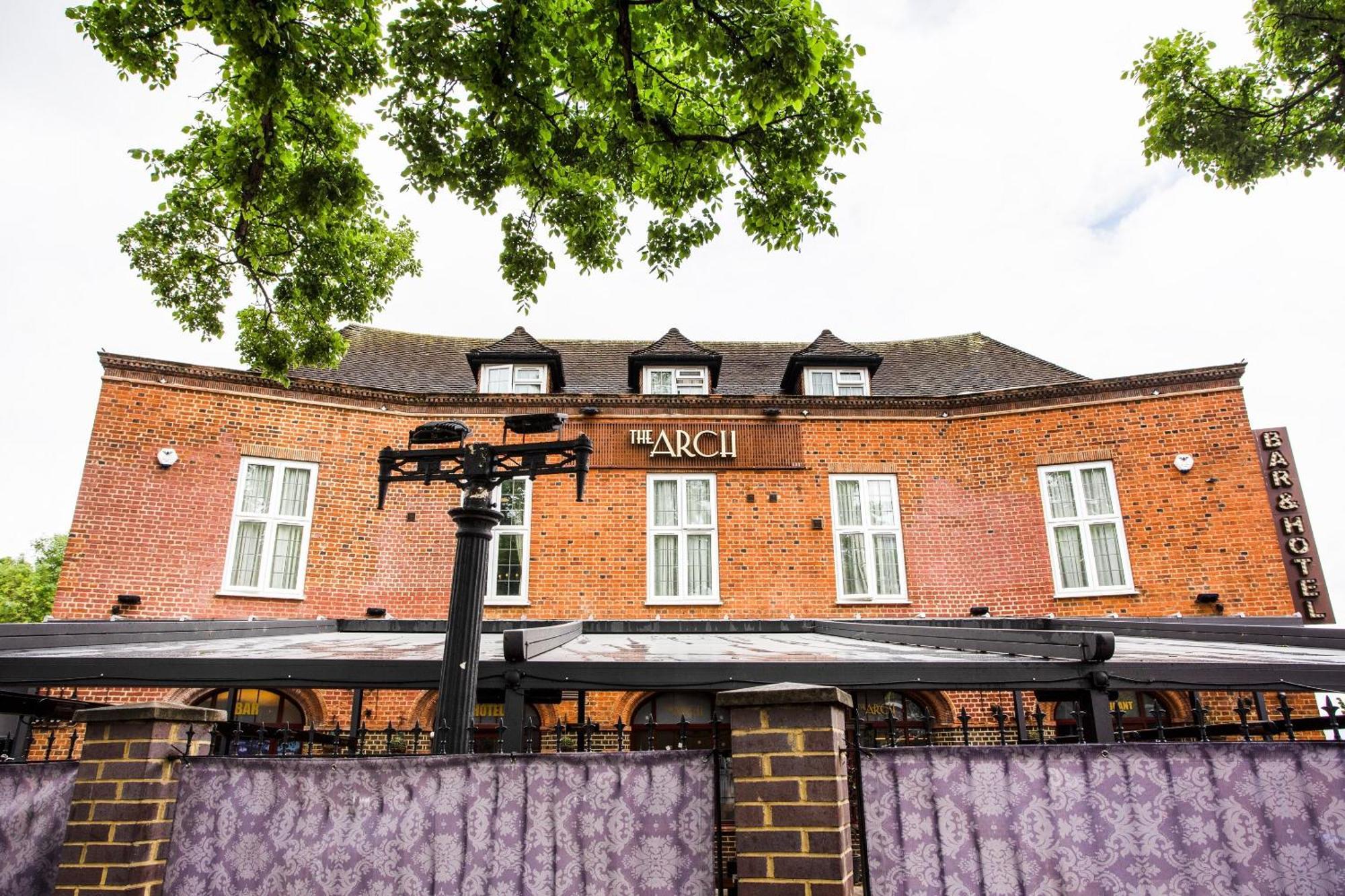 Oyo The Arch, Wembly Stadium Hotel London