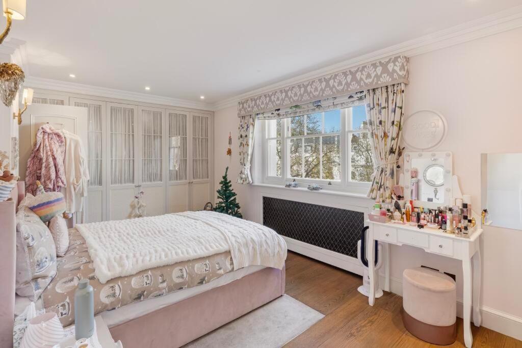 Holiday home Townhouse Mansion By Buckingham Palace *