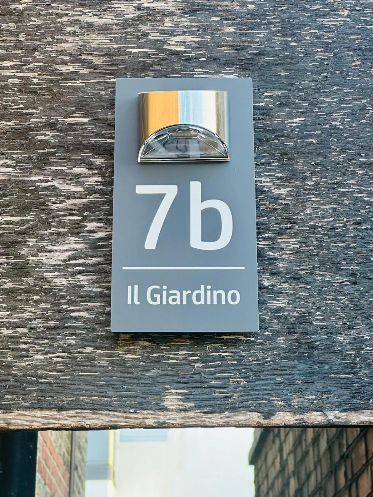 Il Giardino Apartment London