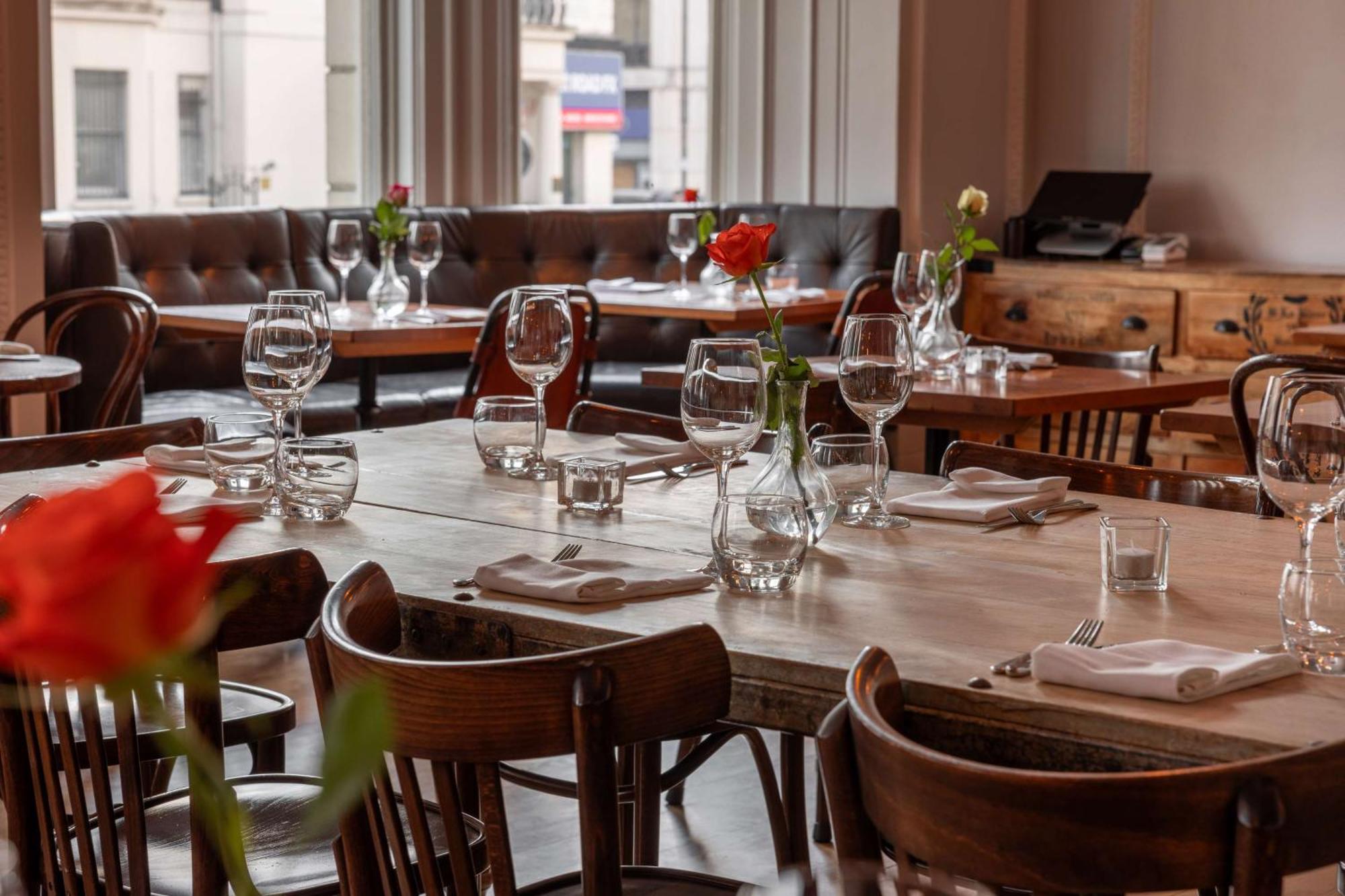 Radisson Blu Hotel, South Kensington - Formerly Vanderbilt Hotel 4*