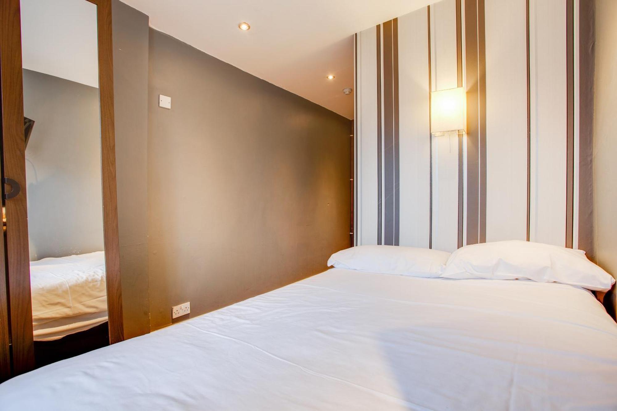 Somerset Baker Street Hotel 2*
