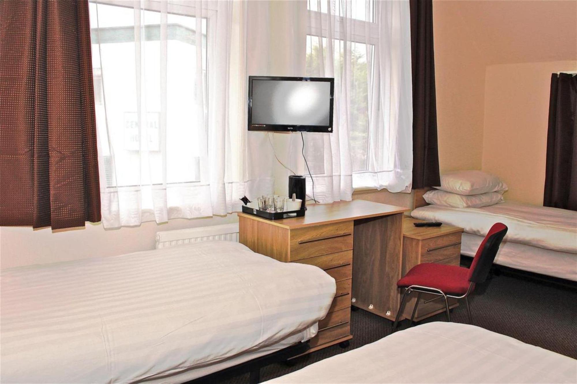 Oyo Golders Hotel London