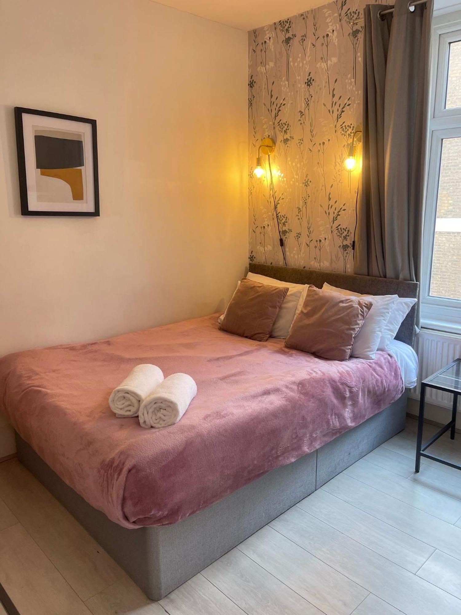 Lovely 2 Bed Flat 2 Floor Miles Appartement