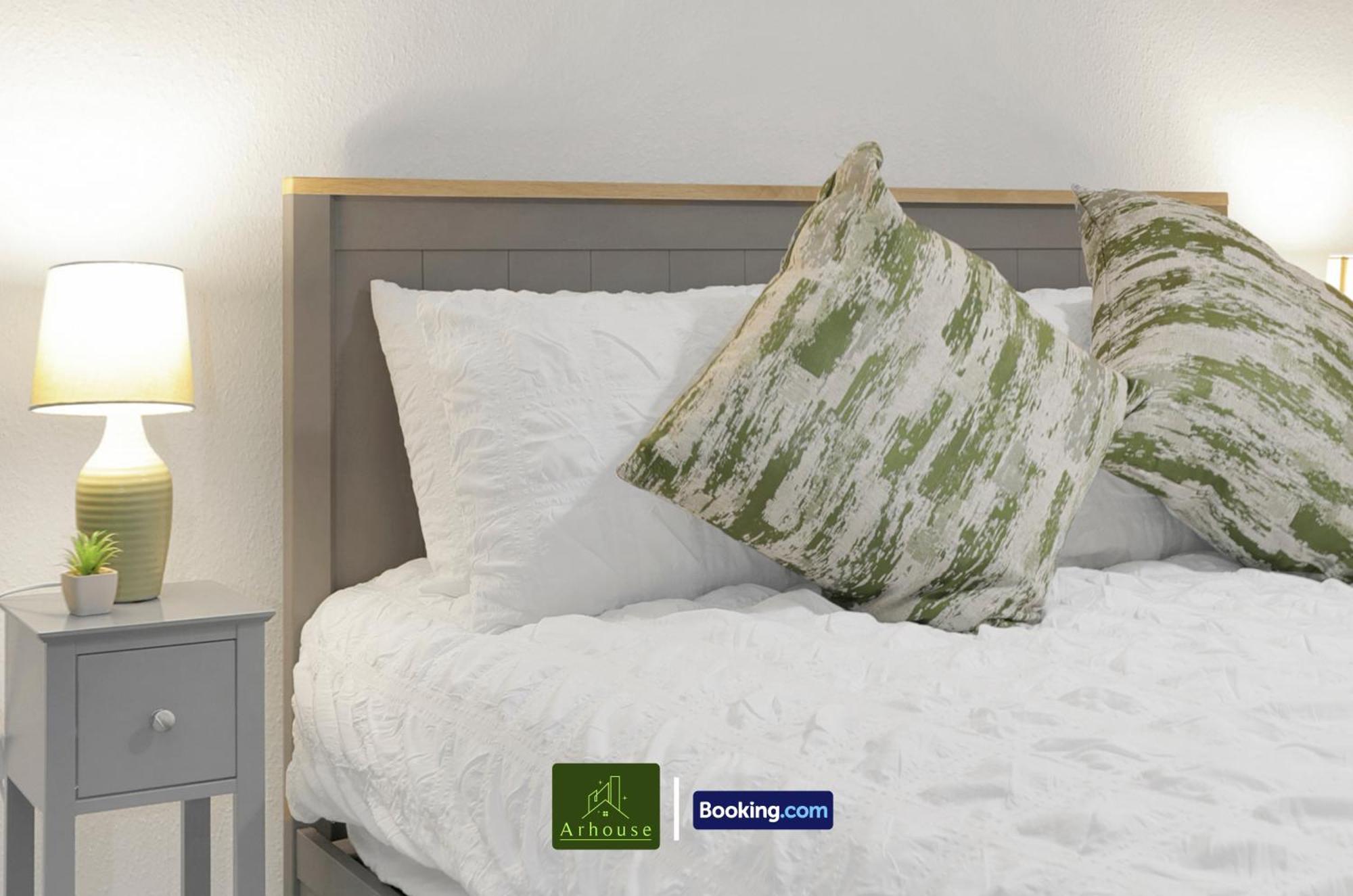 1 Bedroom By Arhouse Short Lets & Serviced Highbury With Free Wifi Londen