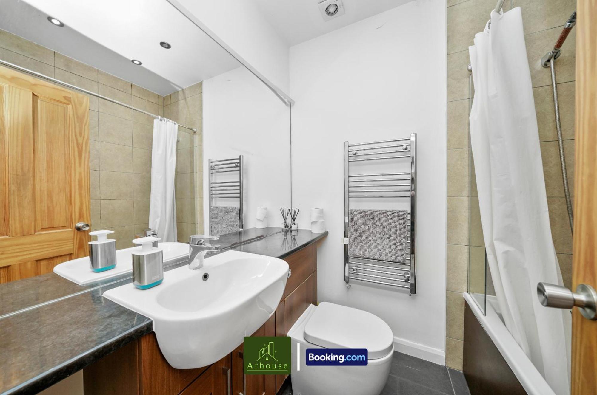 Apartment Two Bedroom By Arhouse Short Lets & Serviced Clapham With Free Wifi