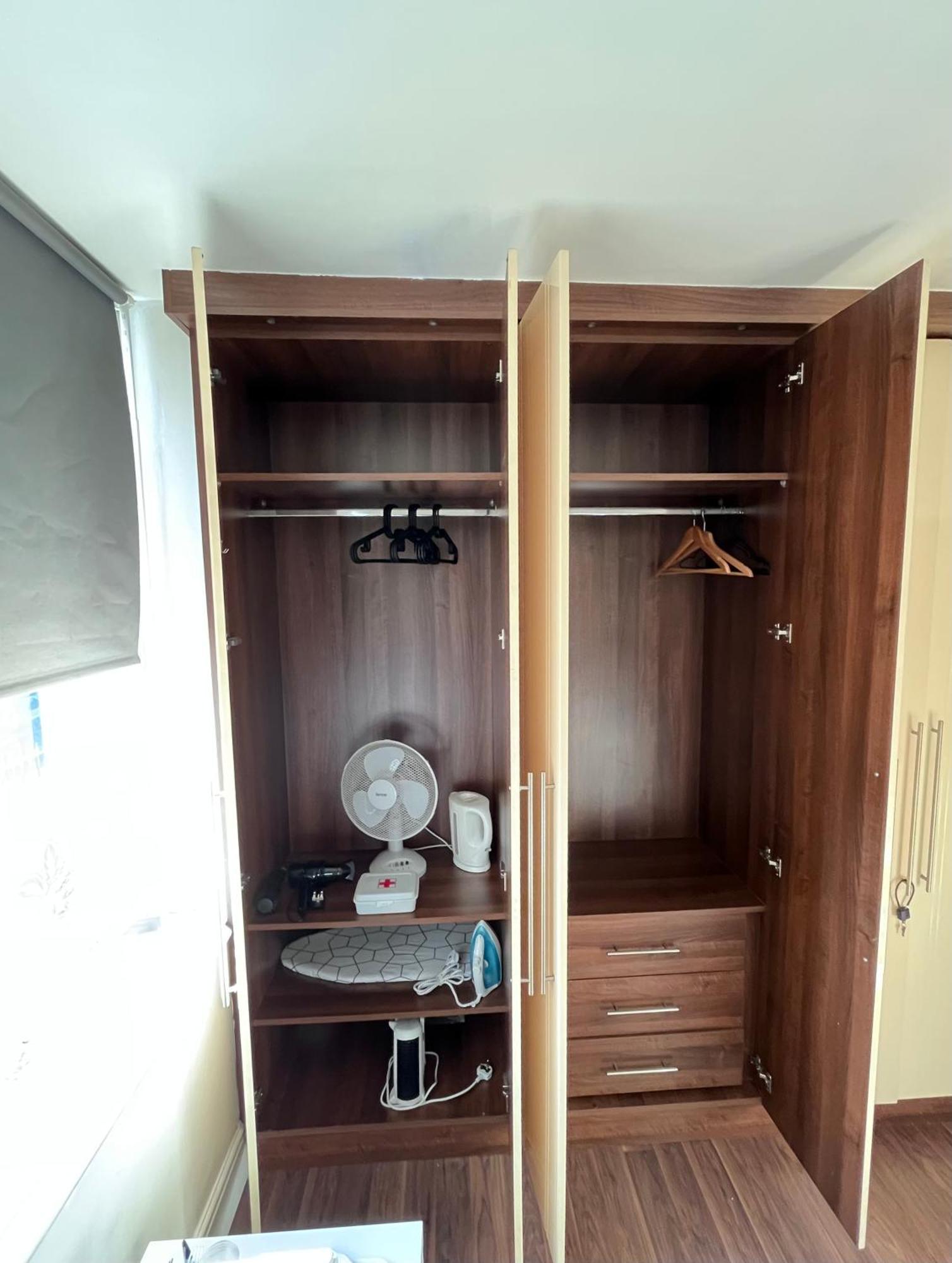 W12 Ensuite *