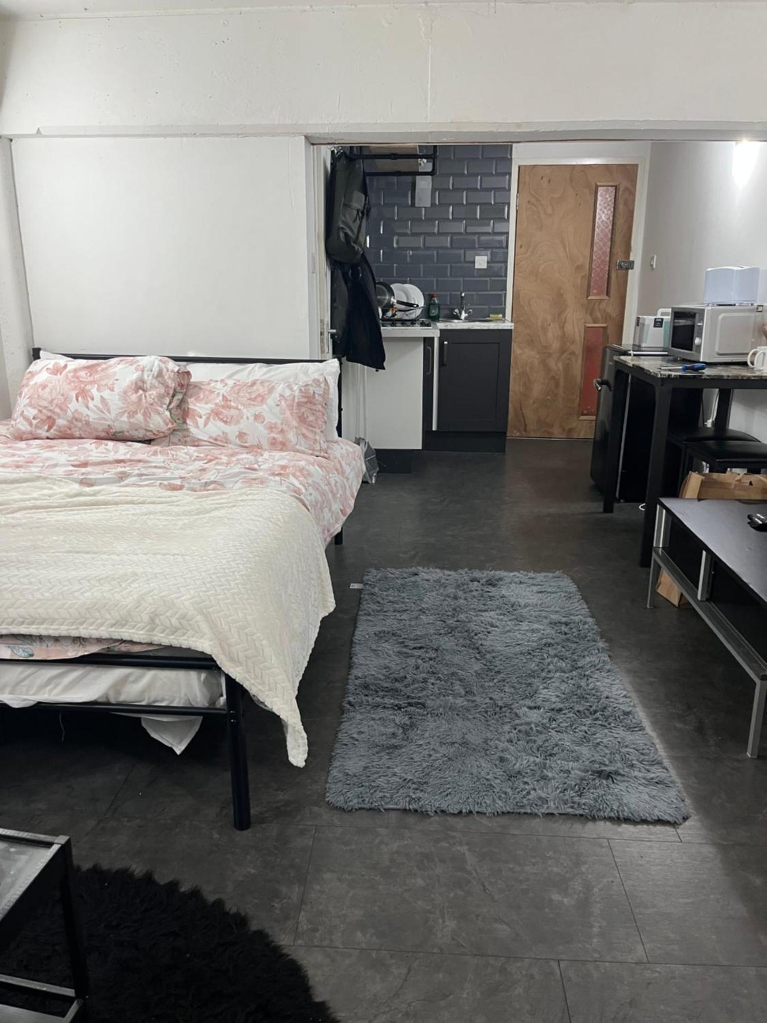 Apartment Elite Away From *