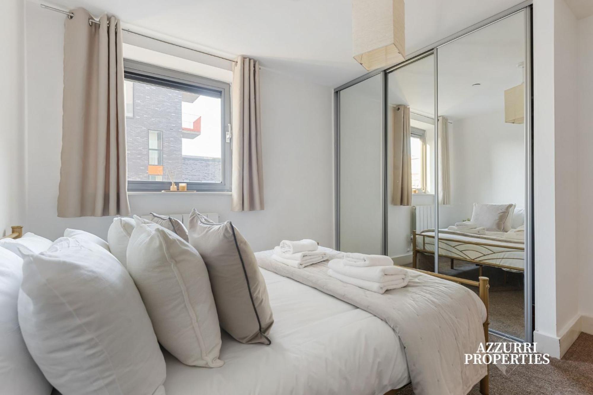 2 Bed Only Five Minutes Walk From Crossharbour Appartement