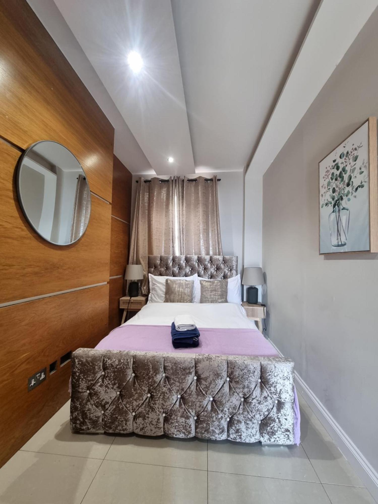 2nd Flr 3 Bed Flat In The Heart Of Edgware Road-g20 Apartment *