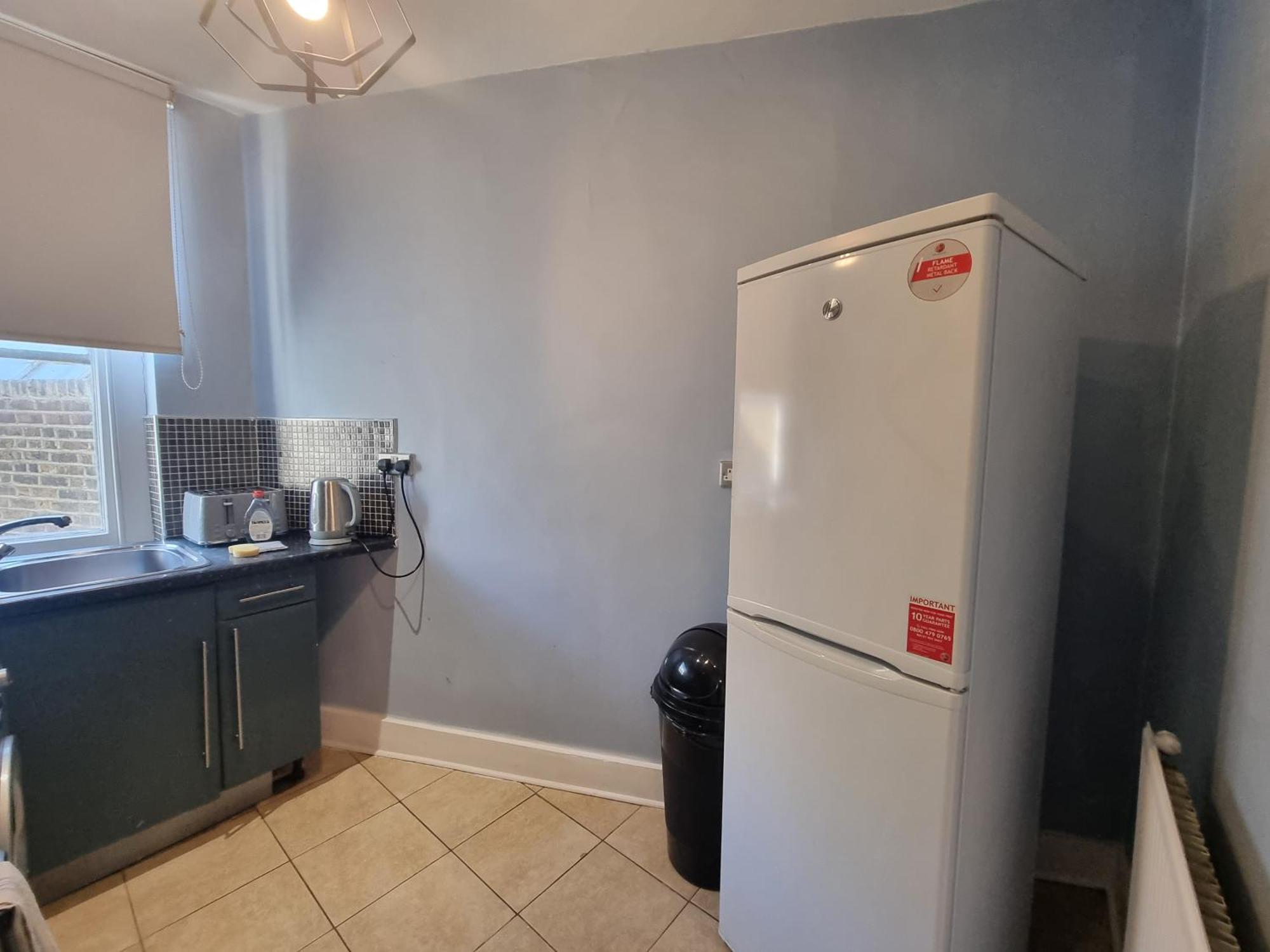 A4-1st Floor 3 Bed Flat Near Elephant And Castle Apartment