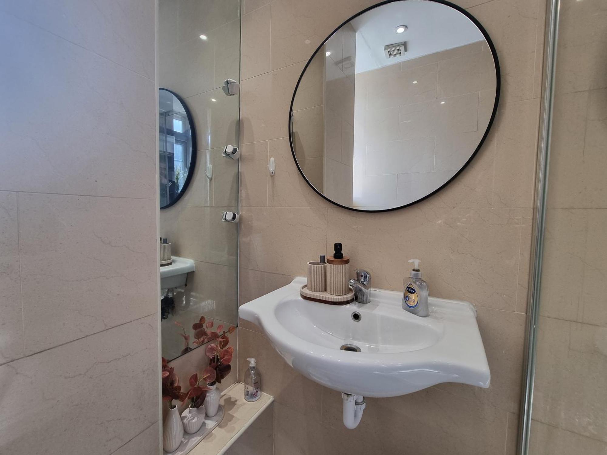2nd Flr 3 Bed Flat In The Heart Of Edgware Road-g20 Apartment