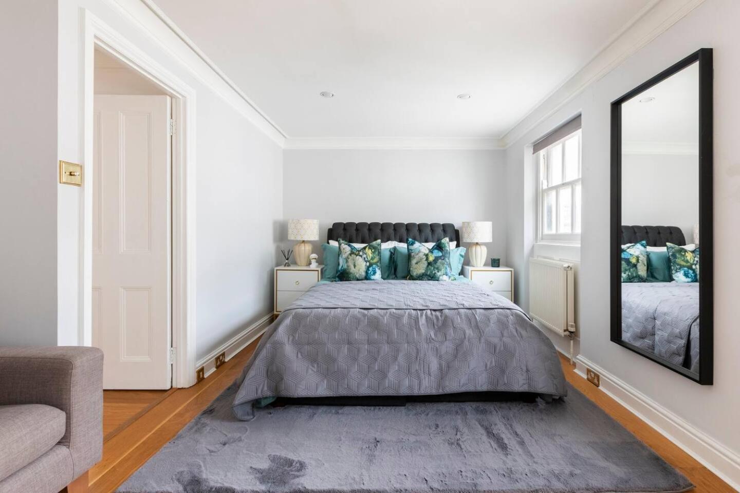 Holiday home Townhouse Mansion By Buckingham Palace *
