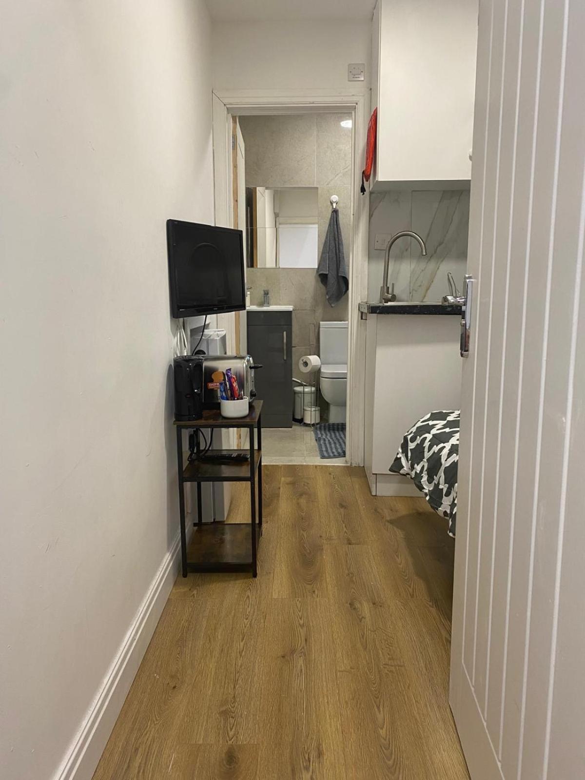 Comfy Private Wembley Stadium 6 Minutes Away London