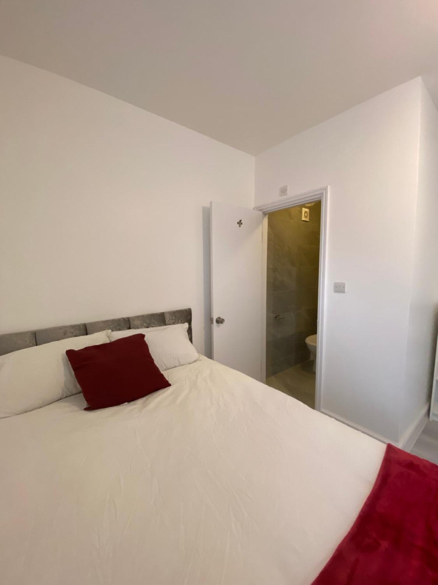Galsworthy Avenue Homestay *