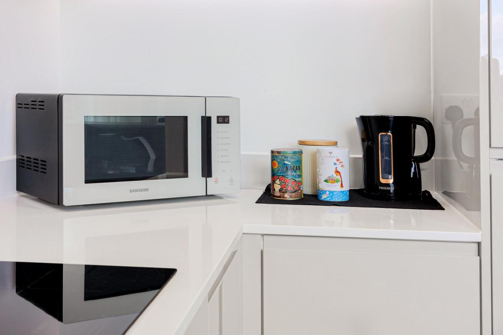 Magnificent New Cross 2br Penthouse With Balcony And Views Appartement *