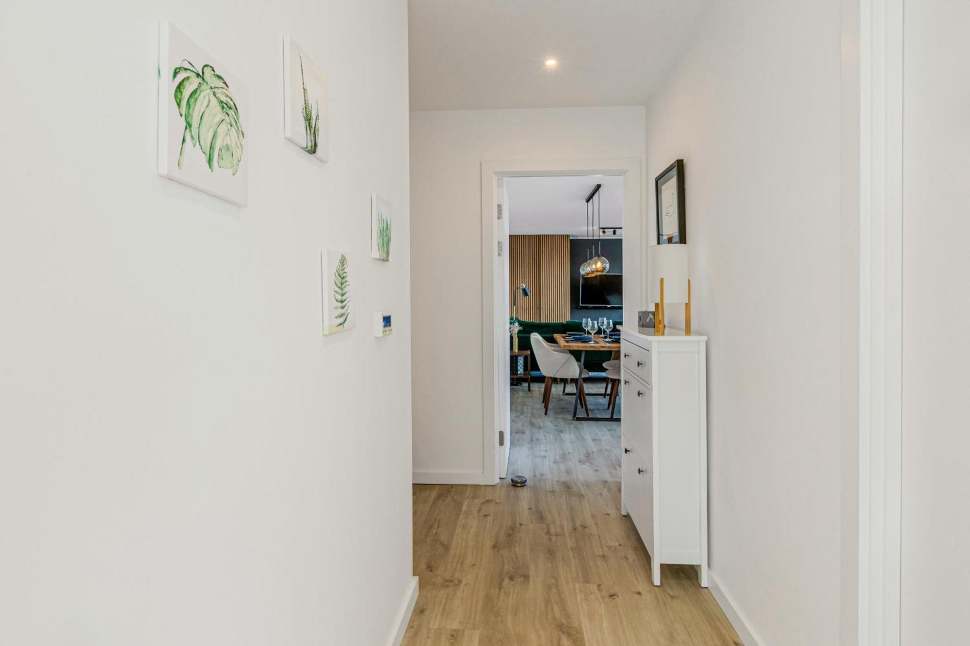 Magnificent New Cross 2br Penthouse With Balcony And Views Appartement Londen