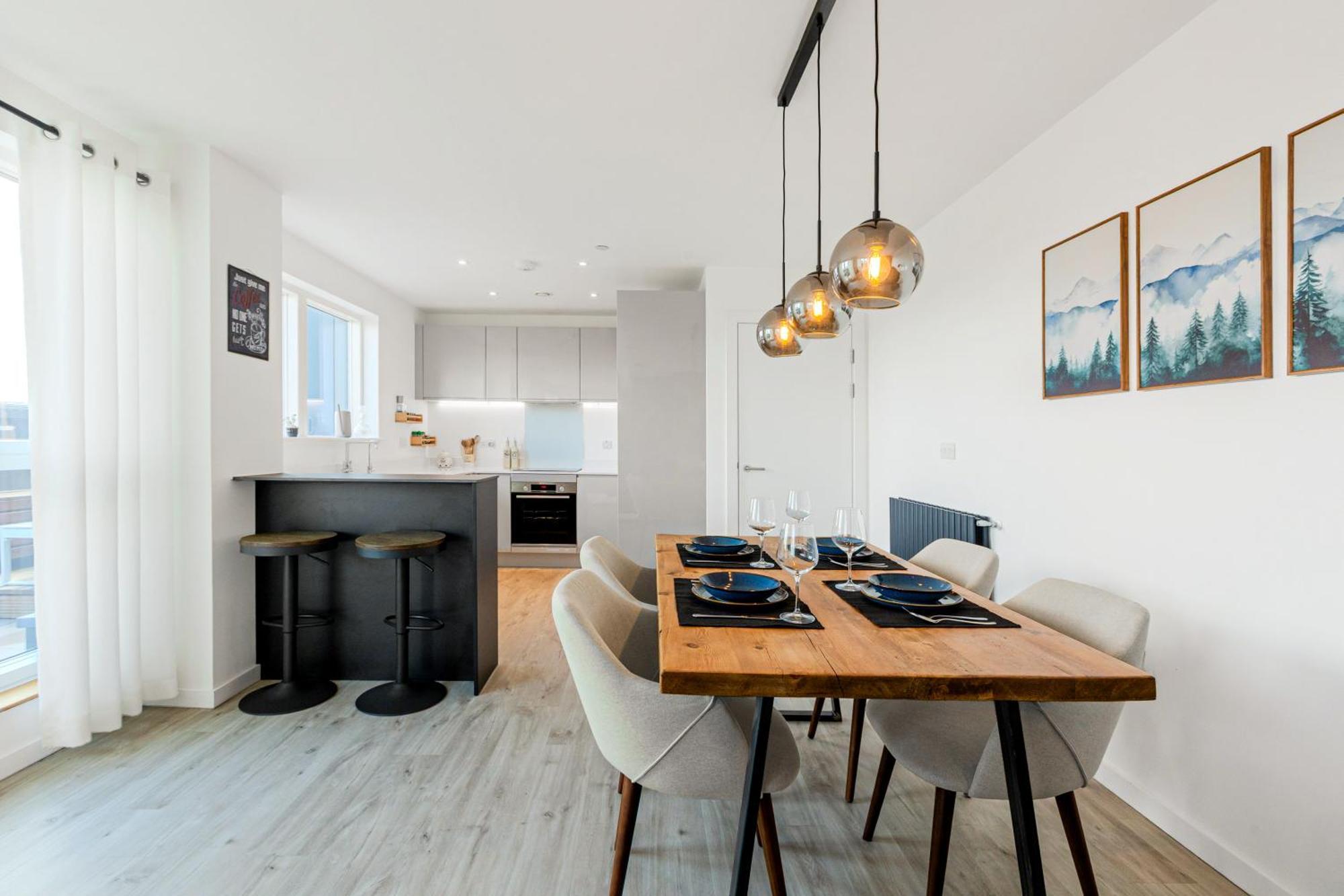 Magnificent New Cross 2br Penthouse With Balcony And Views Appartement *