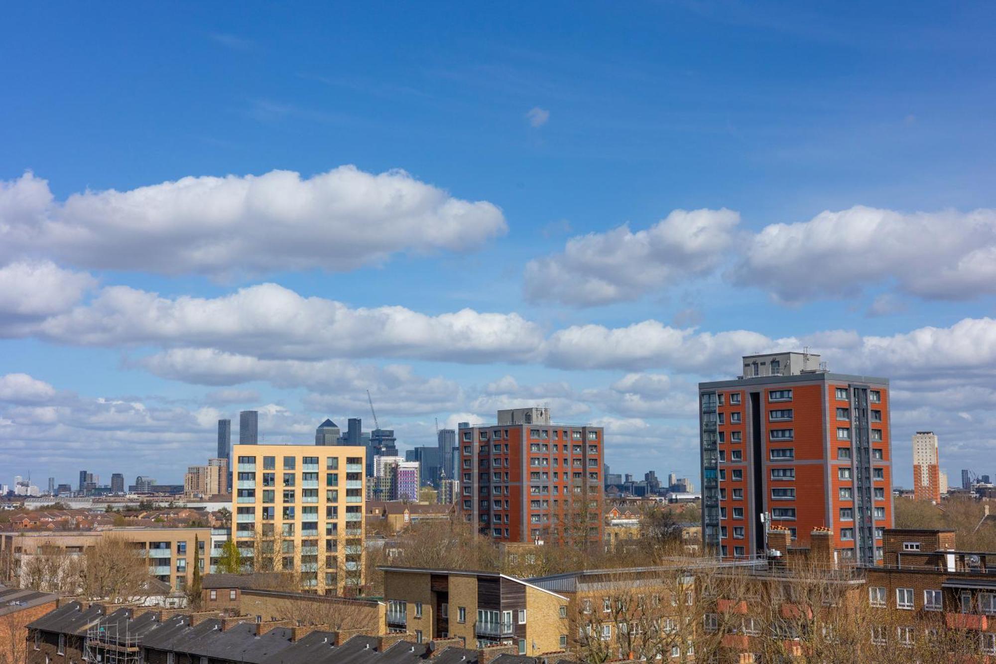 Magnificent New Cross 2br Penthouse With Balcony And Views * London