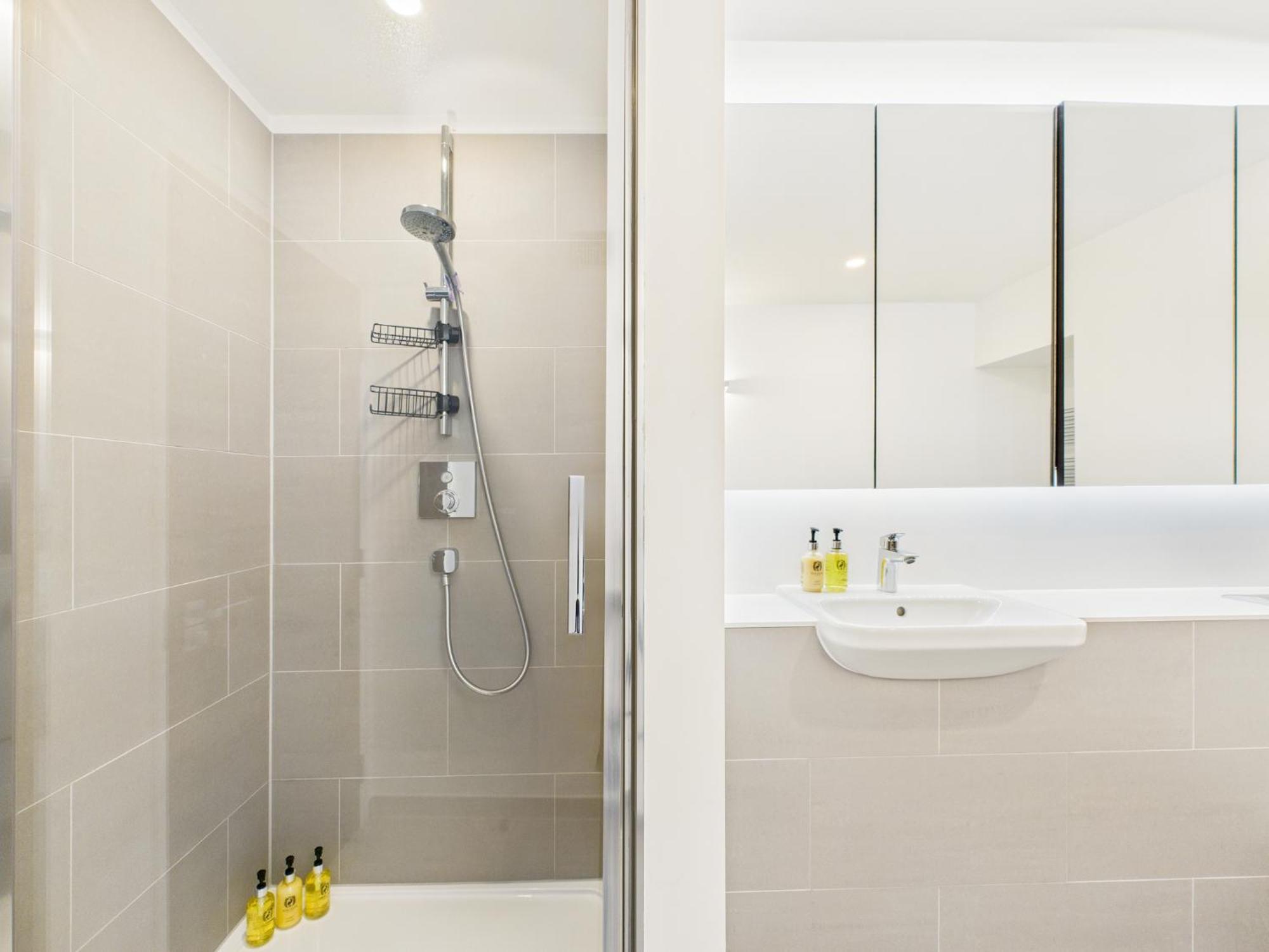 Be - The Camden Town Residences Apartment *