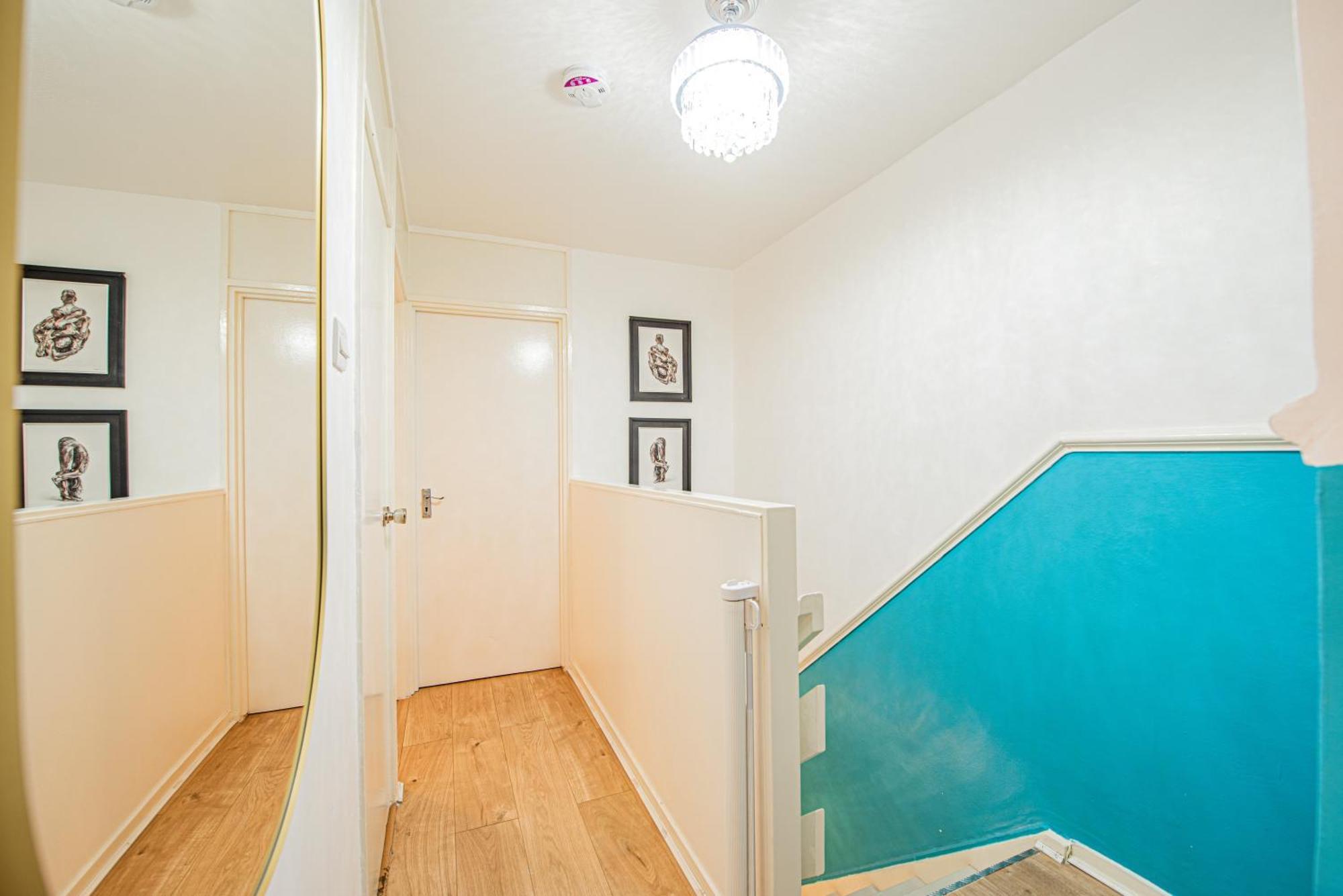 Apartment Lovely 3 Bed House With Garden London