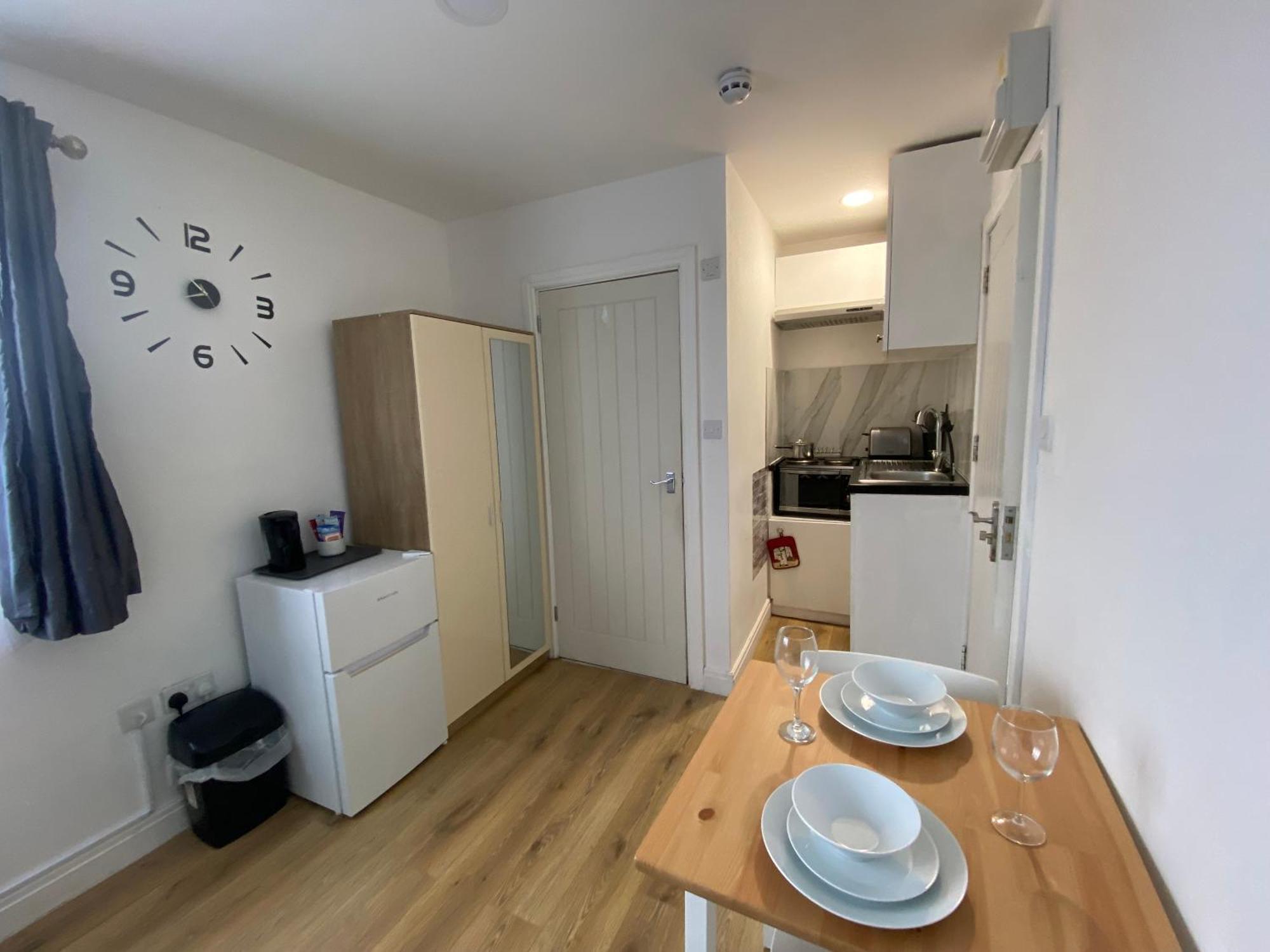 Comfy Private Wembley Stadium 6 Minutes Away * London