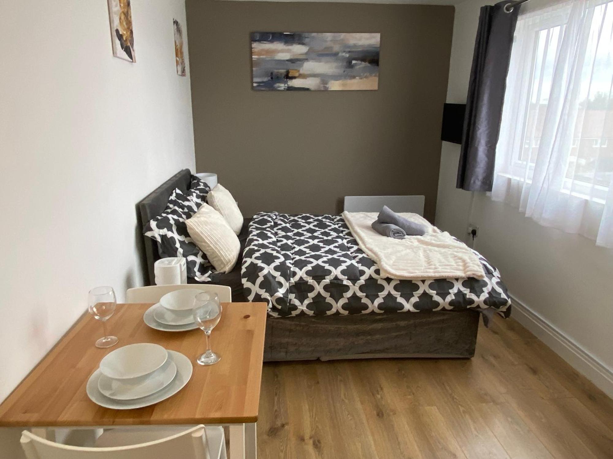 Comfy Private Wembley Stadium 6 Minutes Away * London