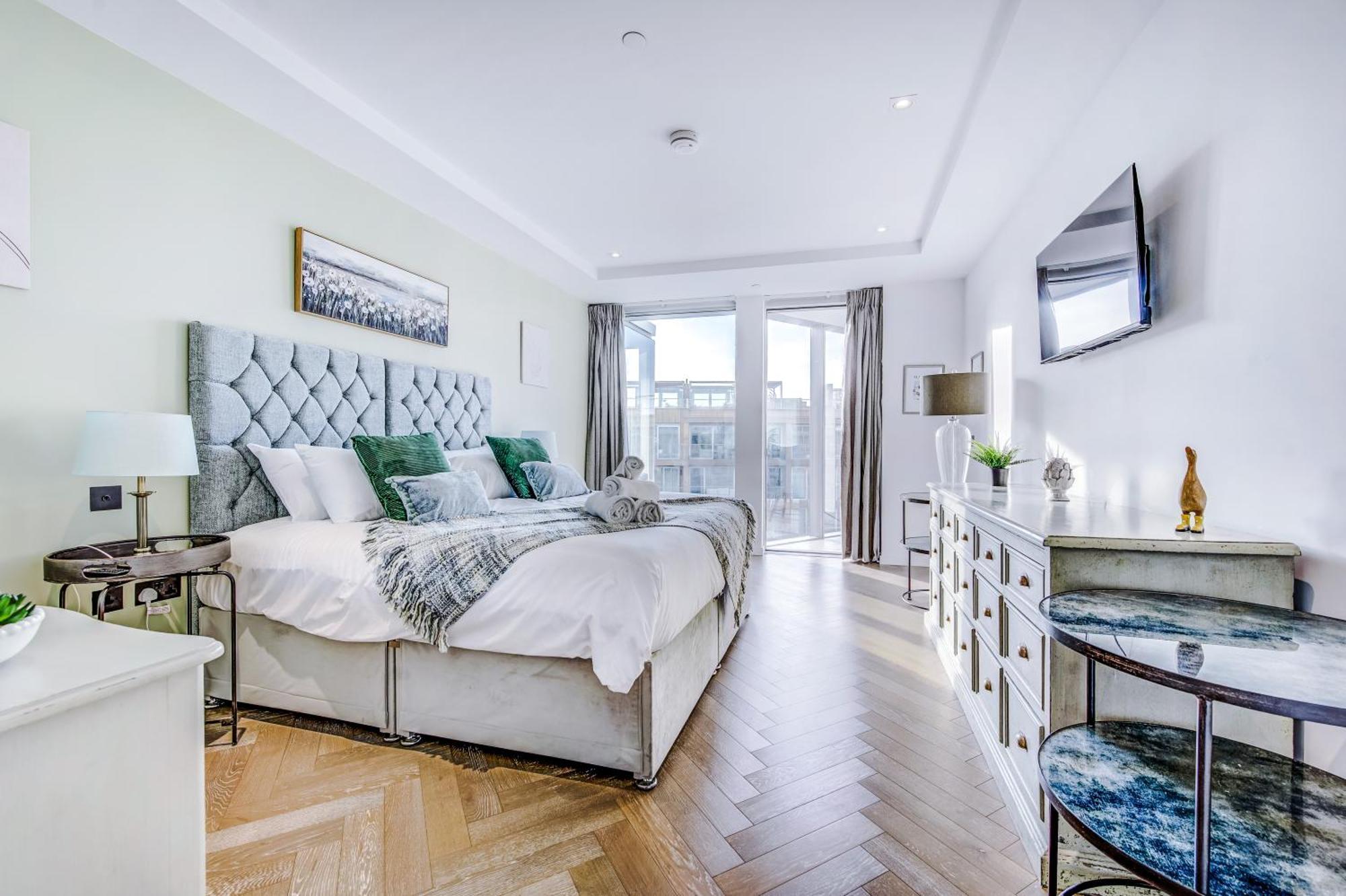 Pristine In Battersea By 53 Degrees Property, Ideal For Long Term Stays! Apartment