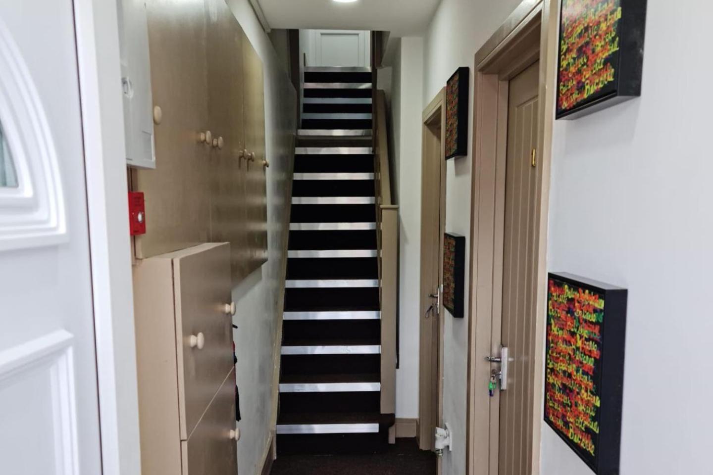 Apartment Studio-sleeps 2-garden-30 Min Ldn *