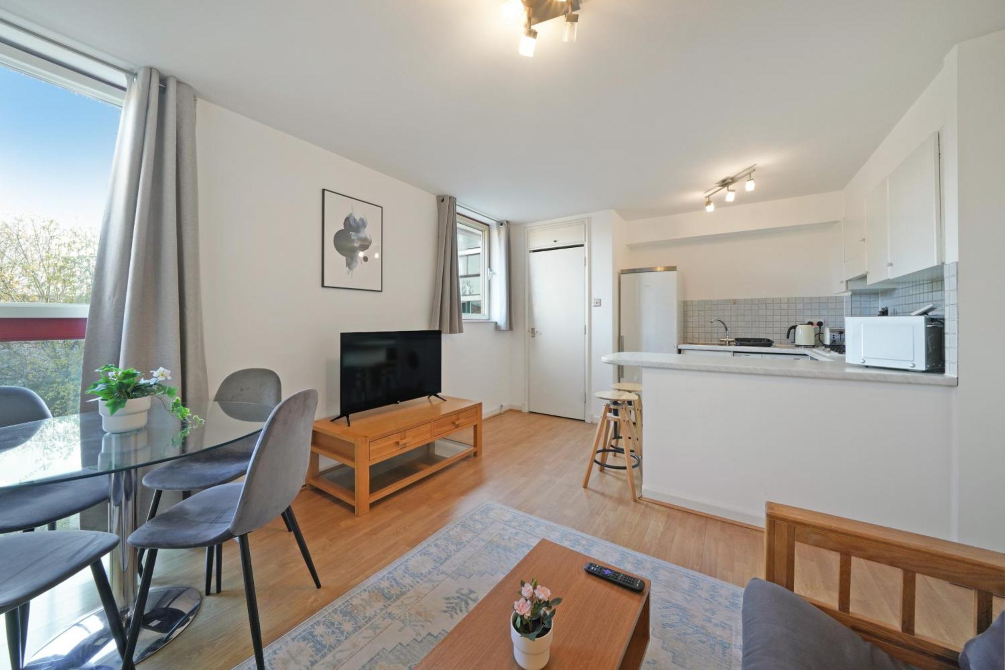 Timeless Elegance In Haggerston Apartment London
